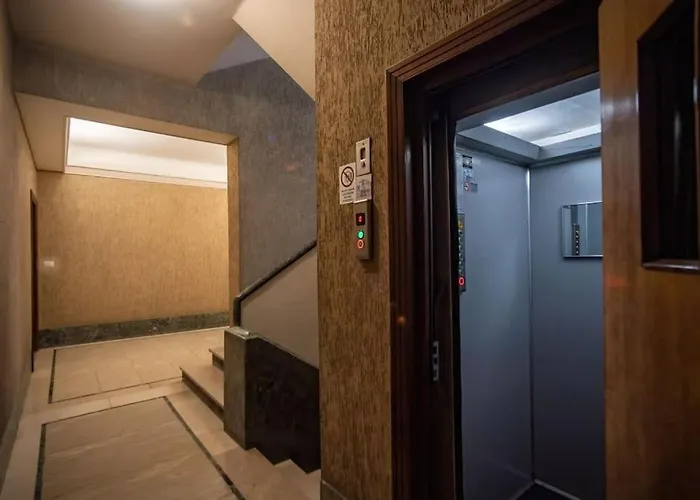 Homely - Spacious In Gianicolo District * Roma