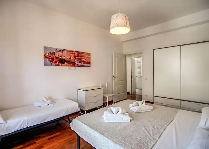 Homely - Spacious In Gianicolo District * Roma