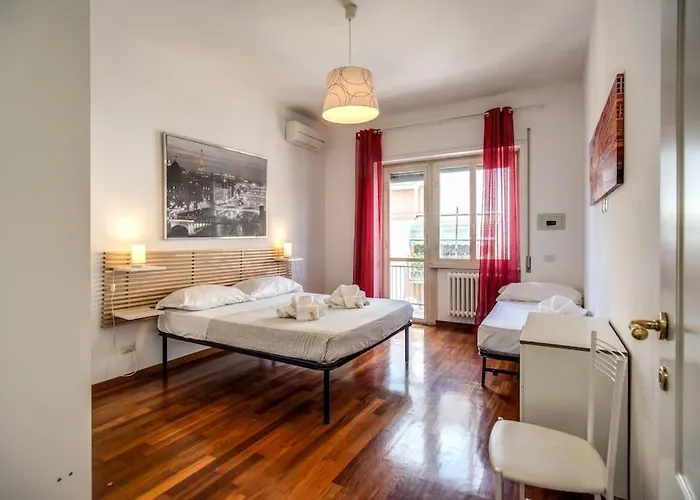 Homely - Spacious In Gianicolo District Appartamento Roma
